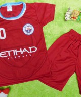 setelan baju bola anak bayi laki-laki uk XL 1-2th Manchester City Merah 27 lebar dada 27cm,panjang baju 38cm,panjang celana 32cm