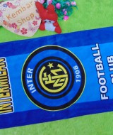 handuk bola Intermilan Inter Milan uk kecil Rp 22.000 bahan lembut,ukuran 76X34cm,cocok untuk penggemar tim bola Inter Milan