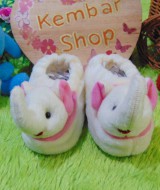 foto utama kado bayi baby gift set sepatu prewalker alas kaki newborn 0-6bulan lembut motif gajah cantik